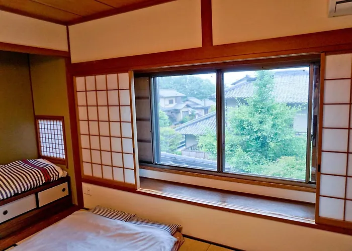 Kinkaku